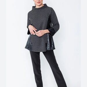 IC COLLECTION Black and Gray Tunic Top